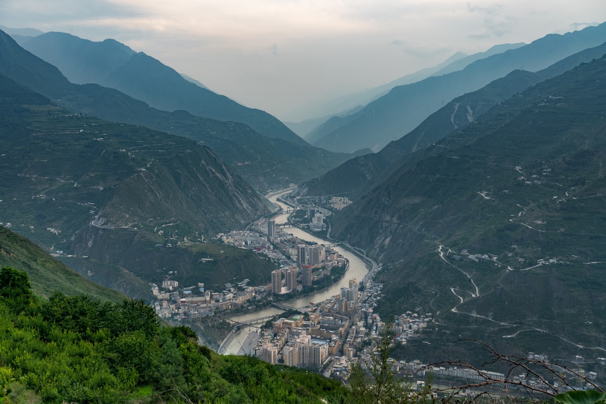 A city nestled in the mountains of Sichuan — gateway to Chengdu's best day trips