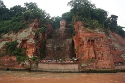 A city nestled in the mountains of Sichuan — gateway to Chengdu's best day trips